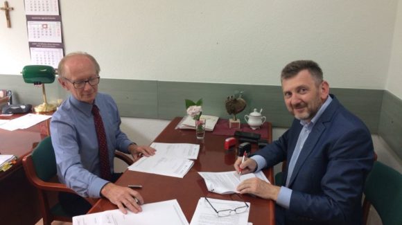 Współpraca MOPR z MUP w ramach projektu Gminy Kielce „Planowanie i działanie – integracja społeczno-zawodowa społeczności Kielc” Współpraca MOPR z MUP w ramach projektu Gminy Kielce „Planowanie i działanie – integracja społeczno-zawodowa społeczności Kielc”